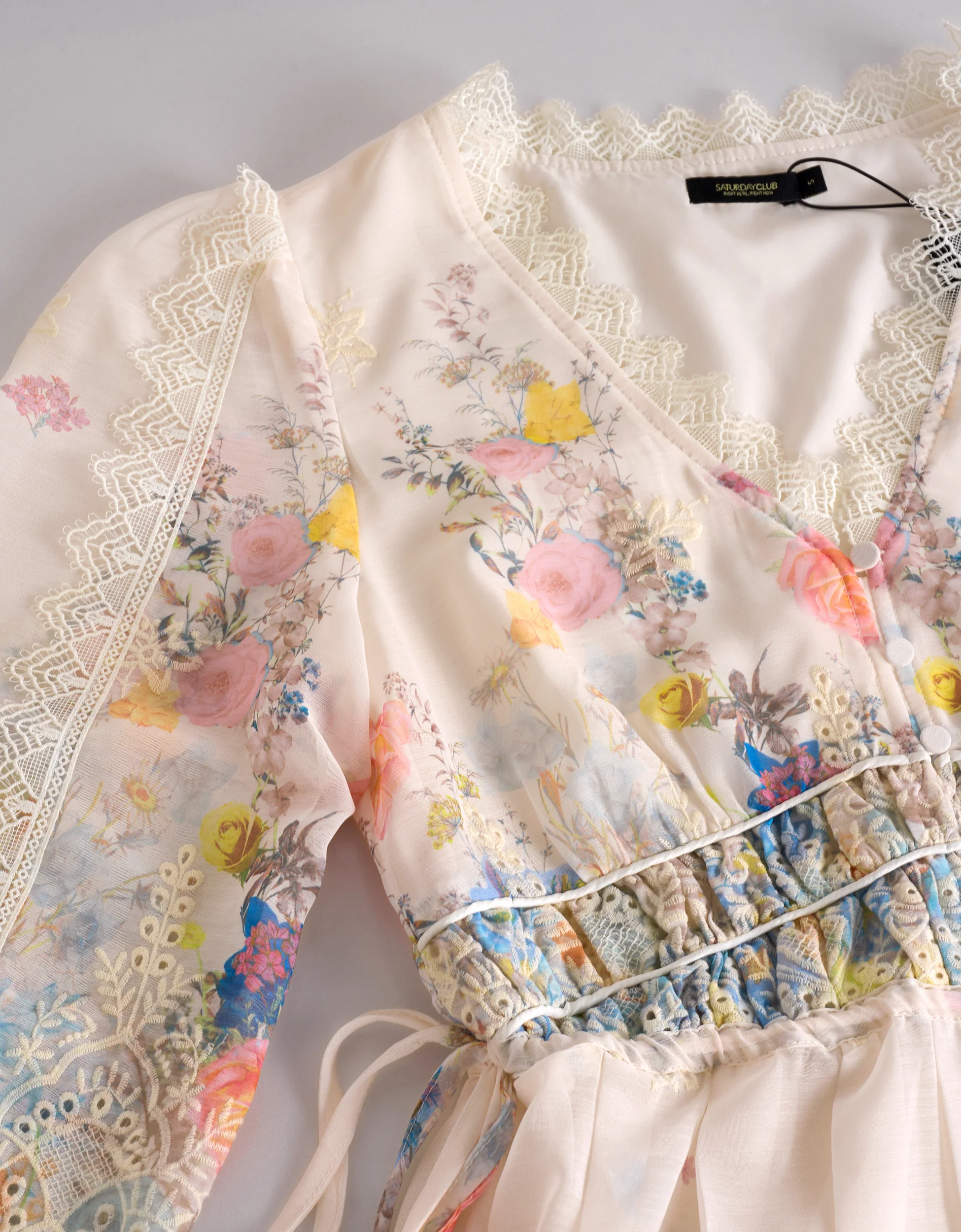3/4 Sleeve Embroidered Floral Dress - Image 6