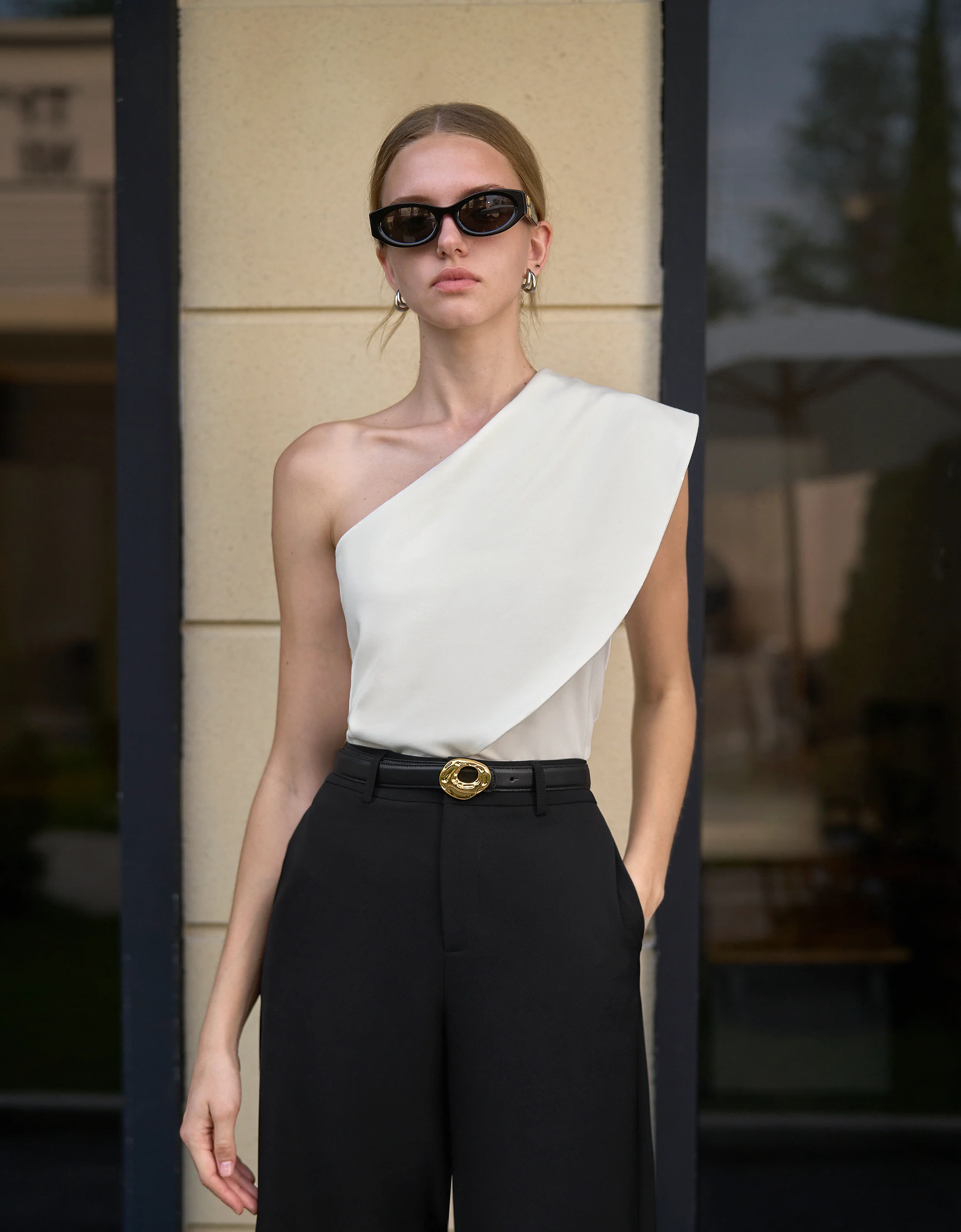 Asymmetric Off Shoulder Knit Top - Image 3