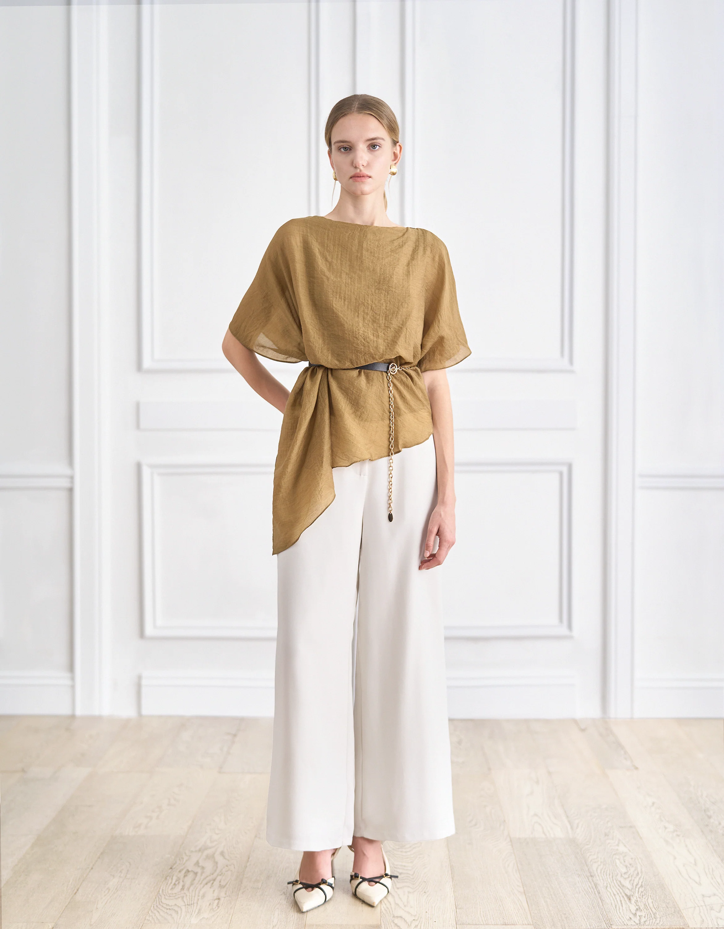 Batwing Sleeve Asymmetric Hem Top