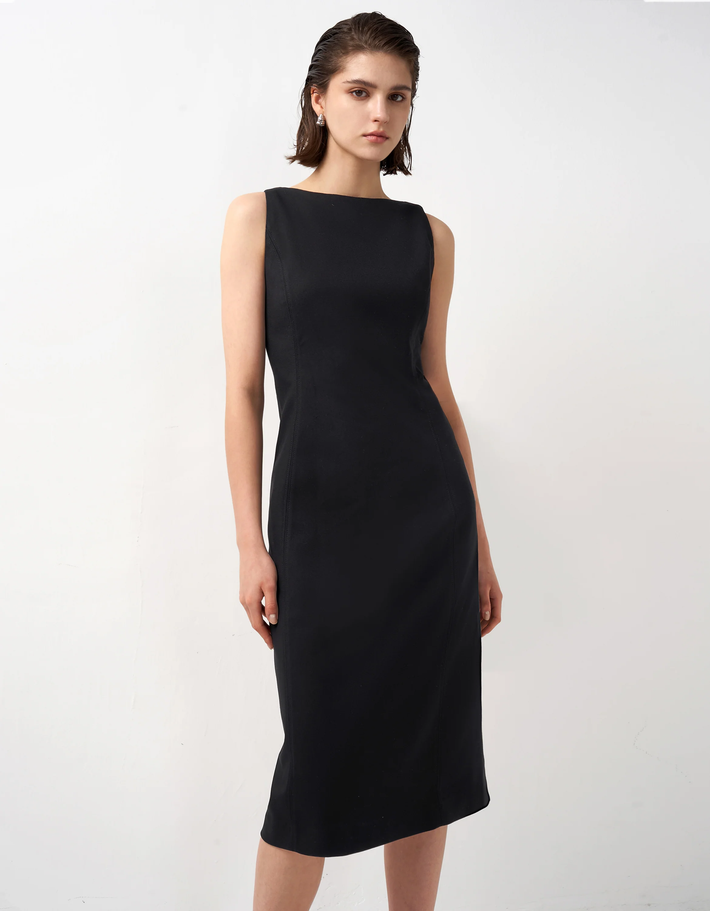 Boat Neck Back Slit Dress - Image 4