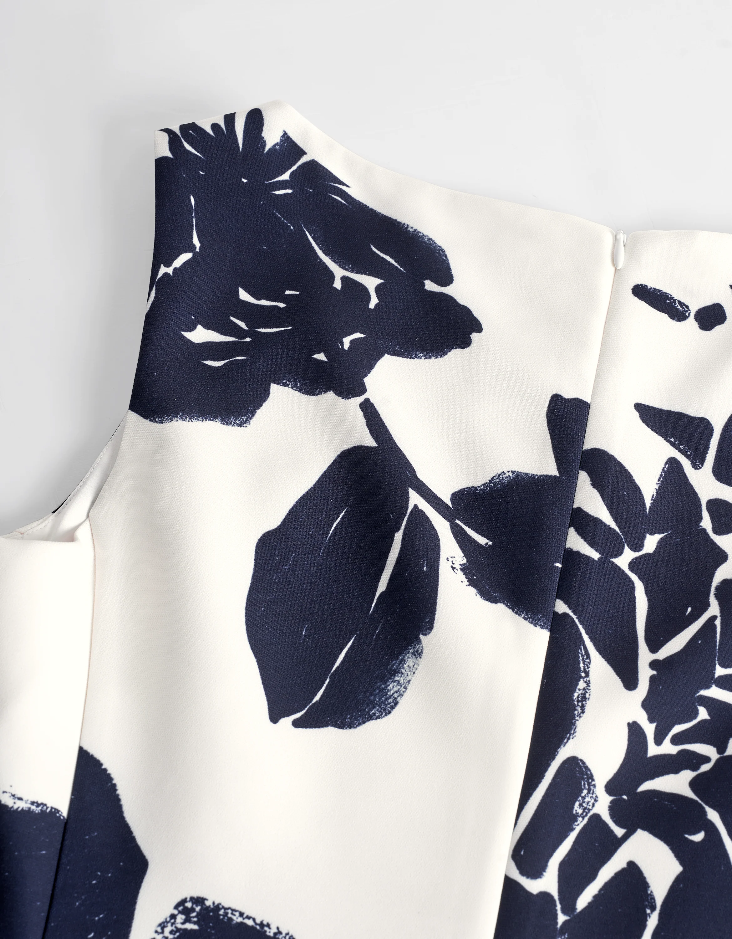Boat Neck Floral Print Dress - Image 12