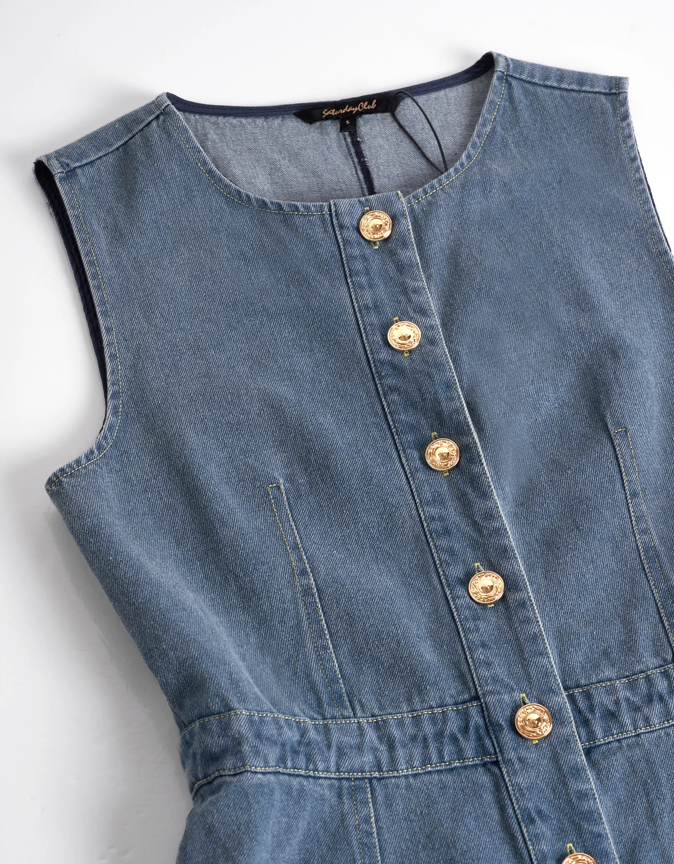 Button Front Sleeveless Denim Dress - Image 13