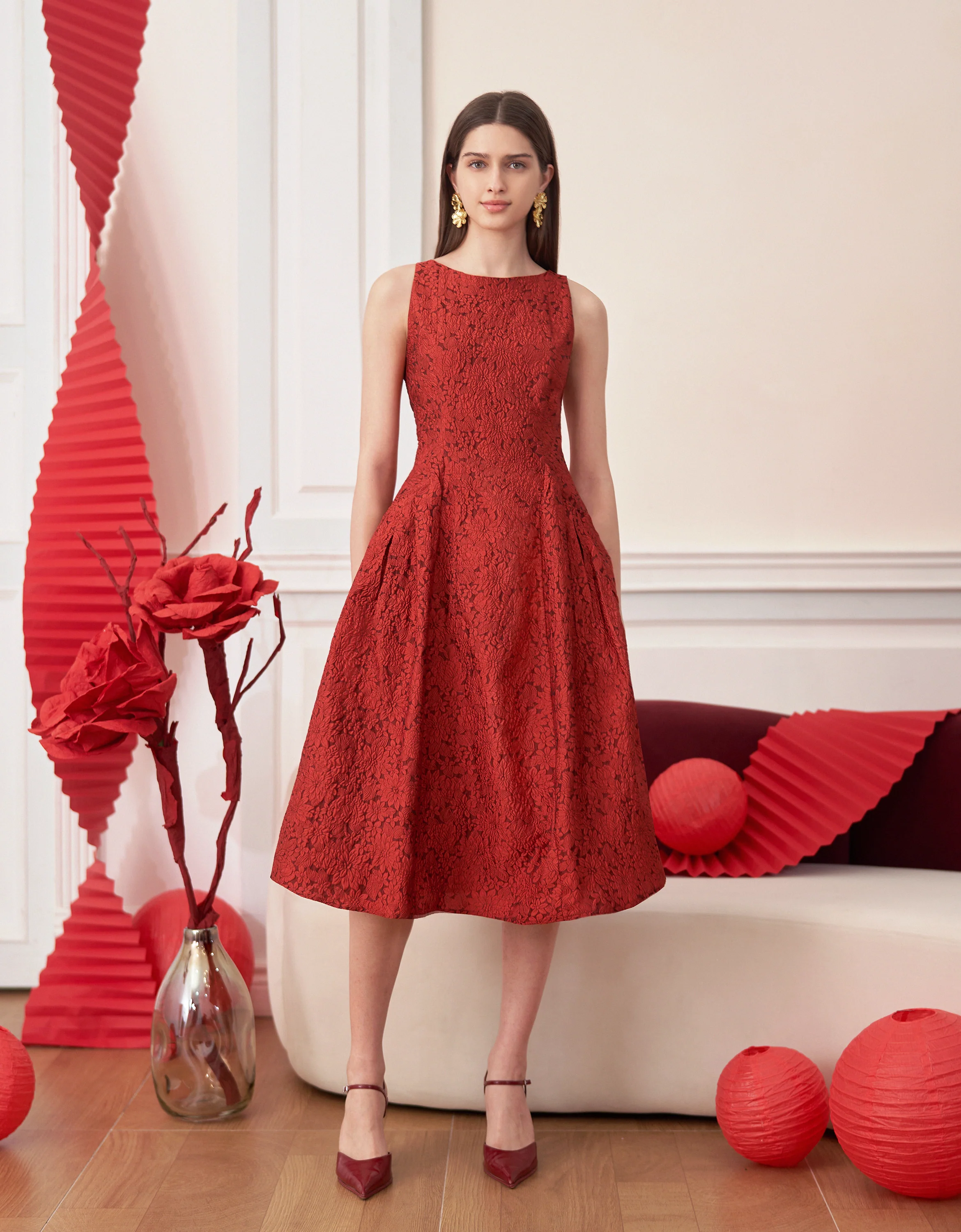 Cinched Waist Sleeveless Jacquard Dress - Image 3