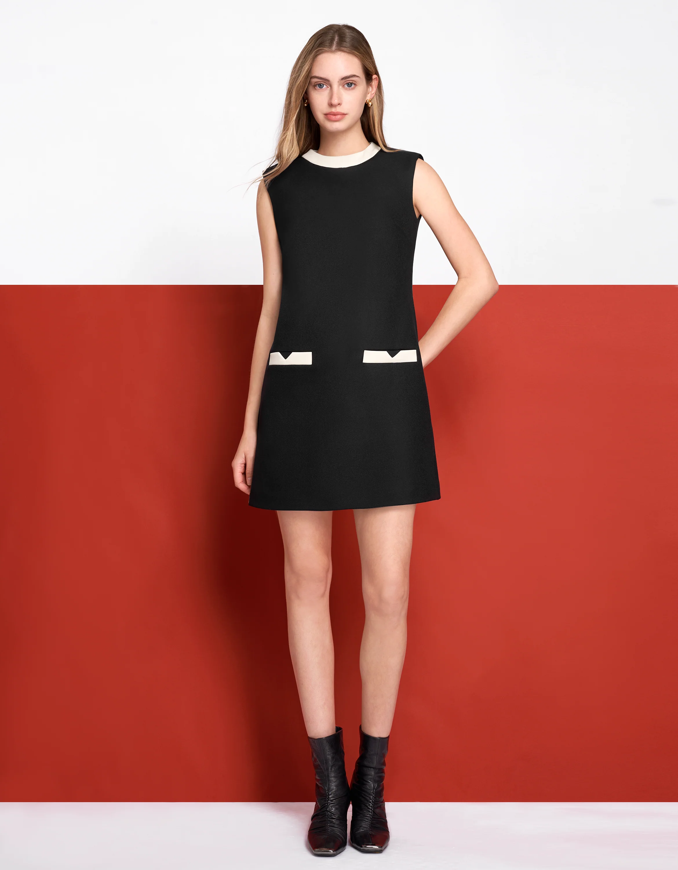 Contrast Trim Sleeveless Dress - Image 2