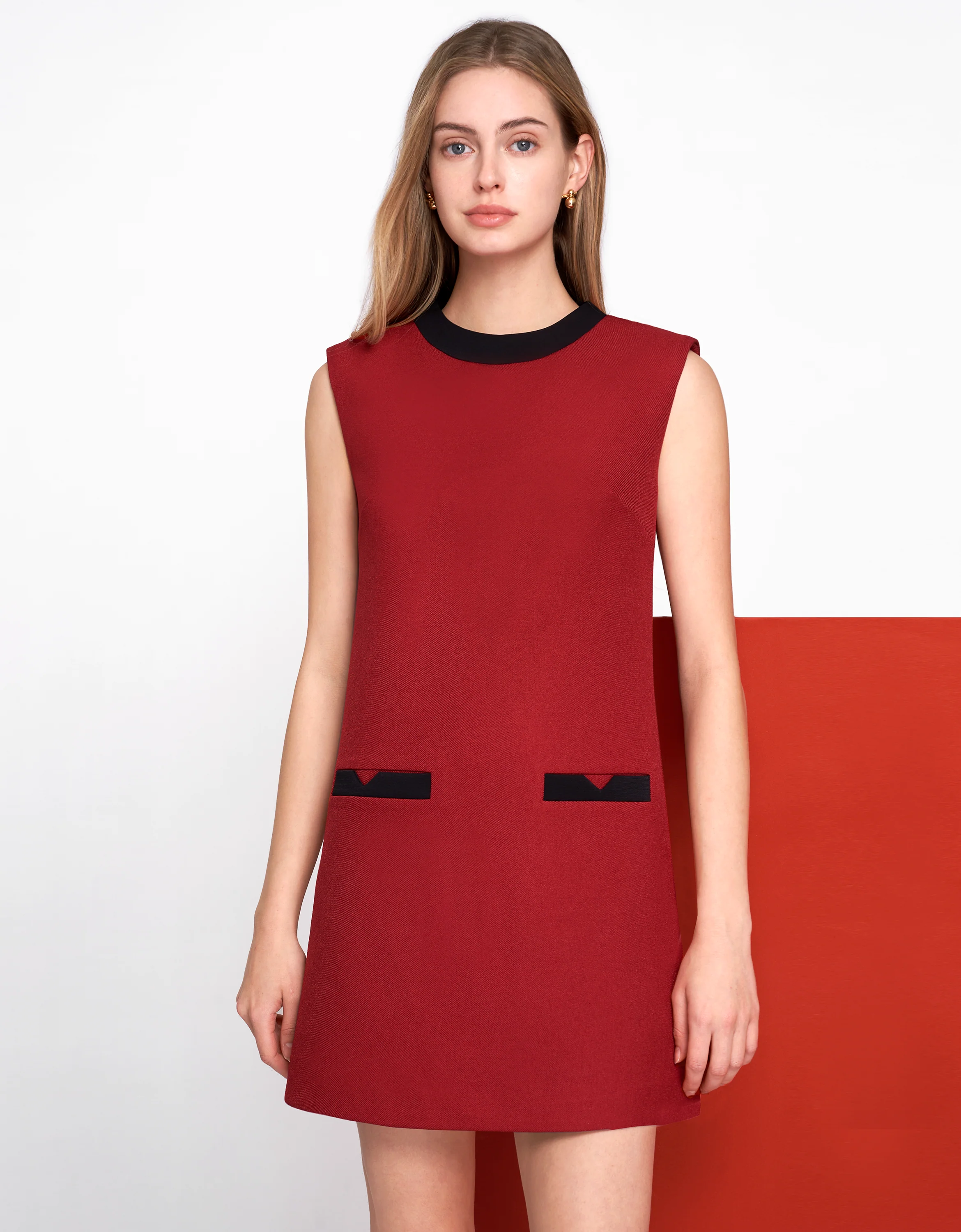 Contrast Trim Sleeveless Dress - Image 7