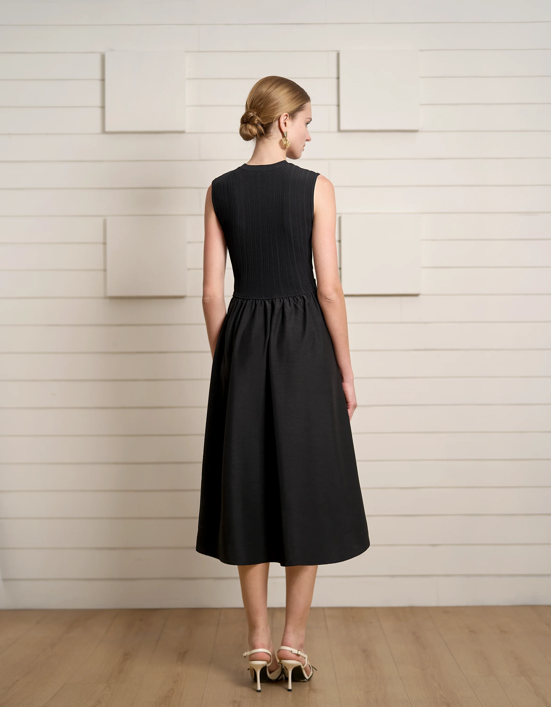 Cross-strap Waist Round Neck Midi Dress - Image 4