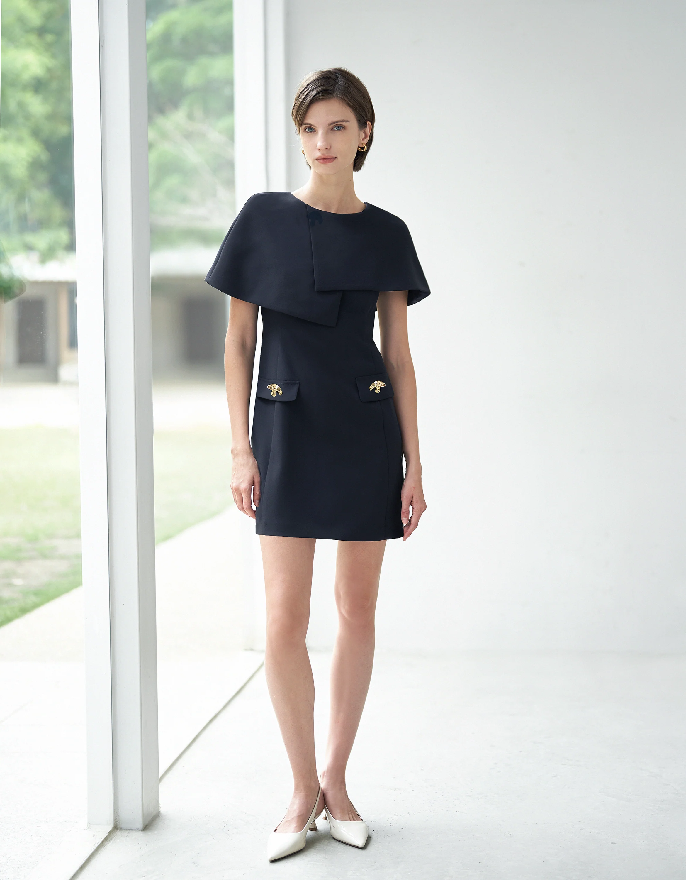 Detachable Cape Collar Short Dress - Image 17