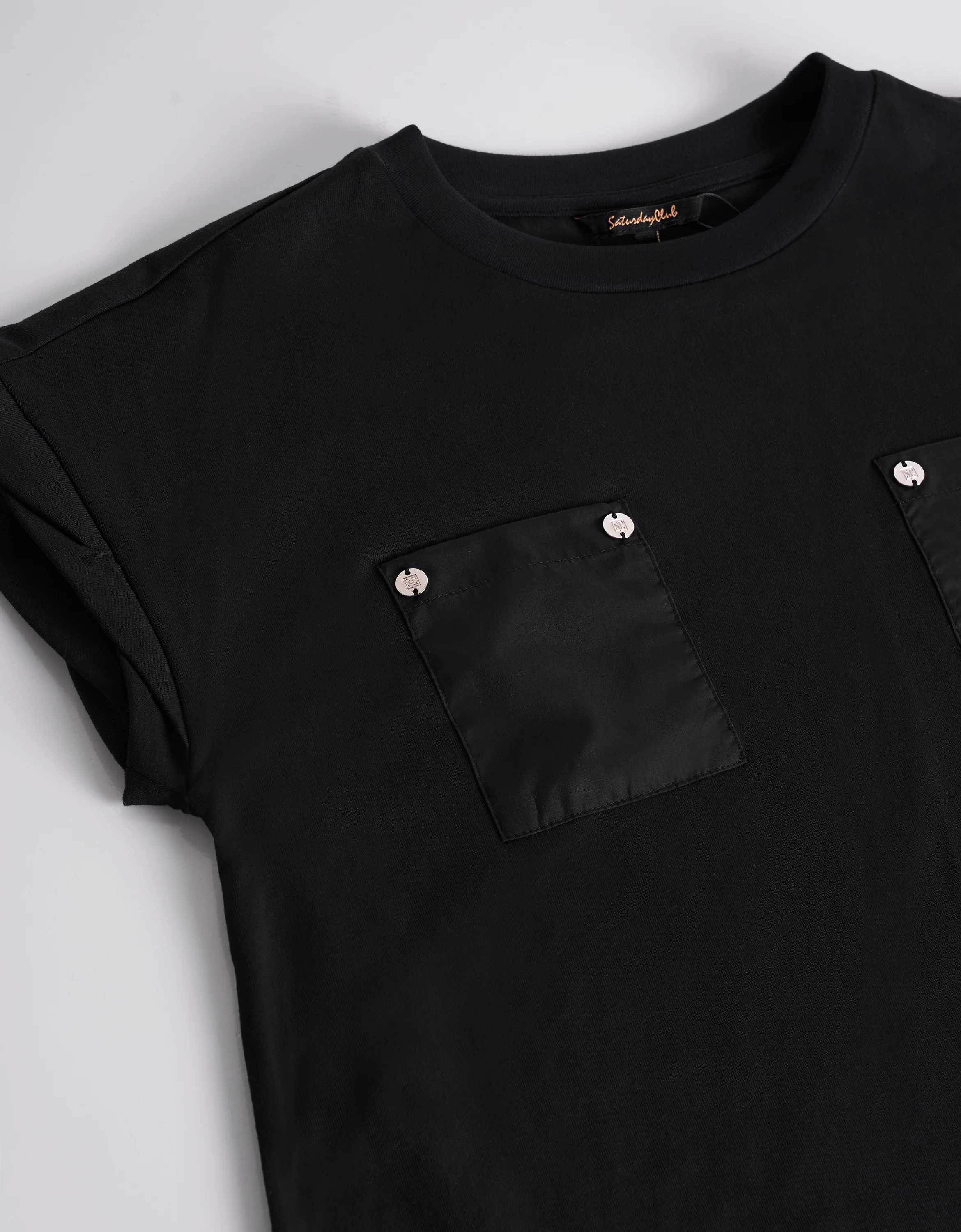 Embossed Button Pocket T-Shirt - Image 9