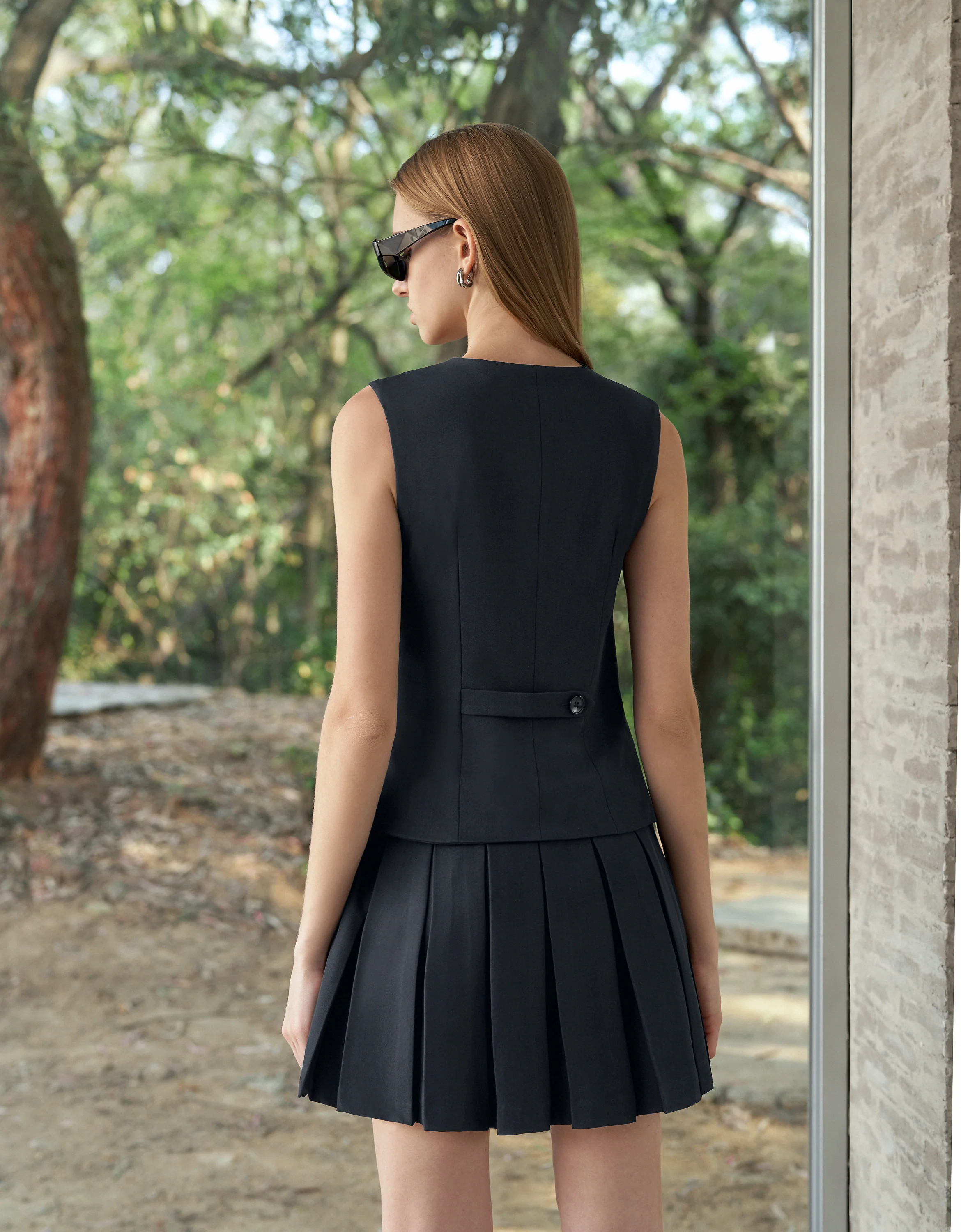 Faux Two-piece Pleated Skirt Vest Style Dress - Image 13