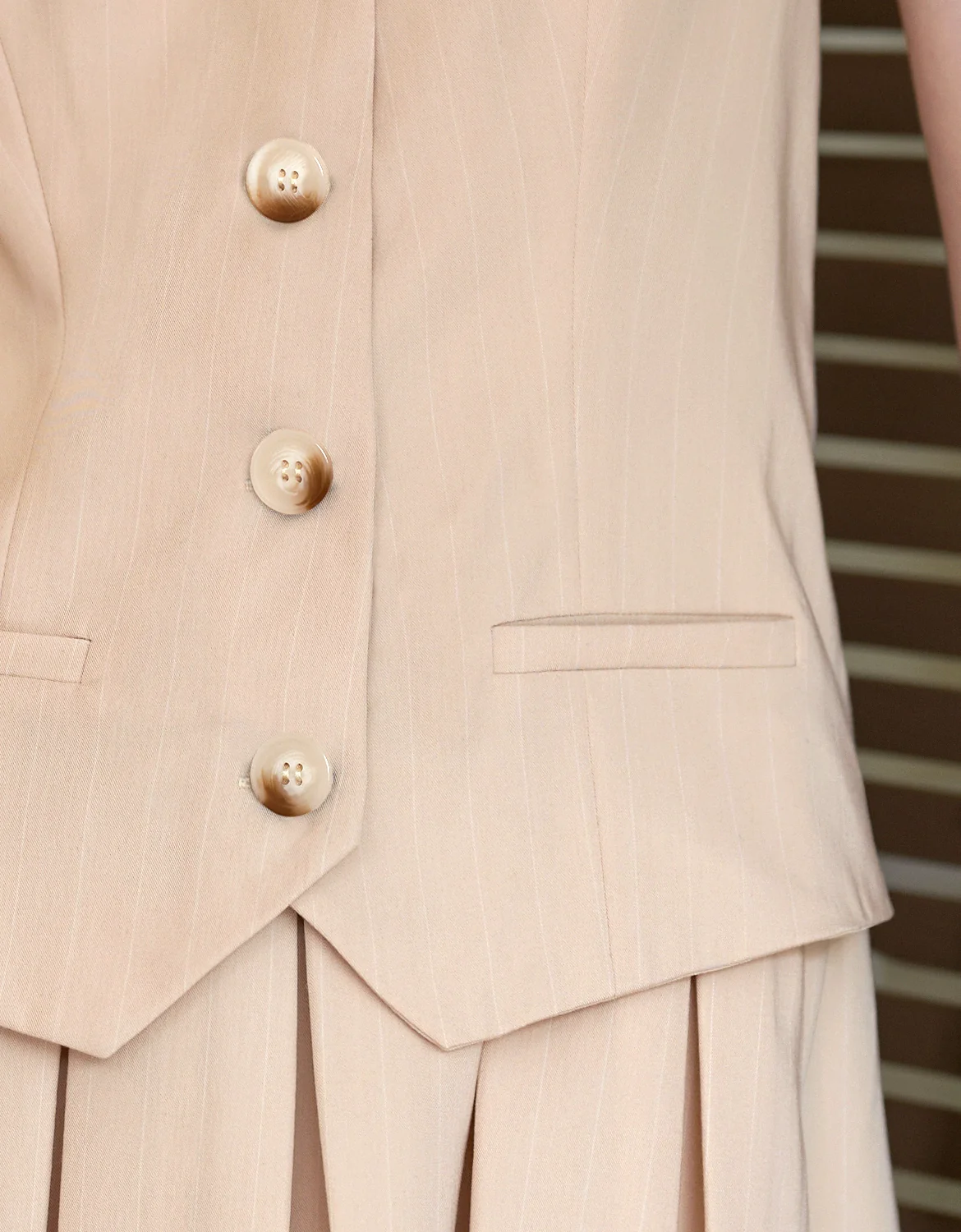 Faux Two-piece Pleated Skirt Vest Style Dress - Image 4