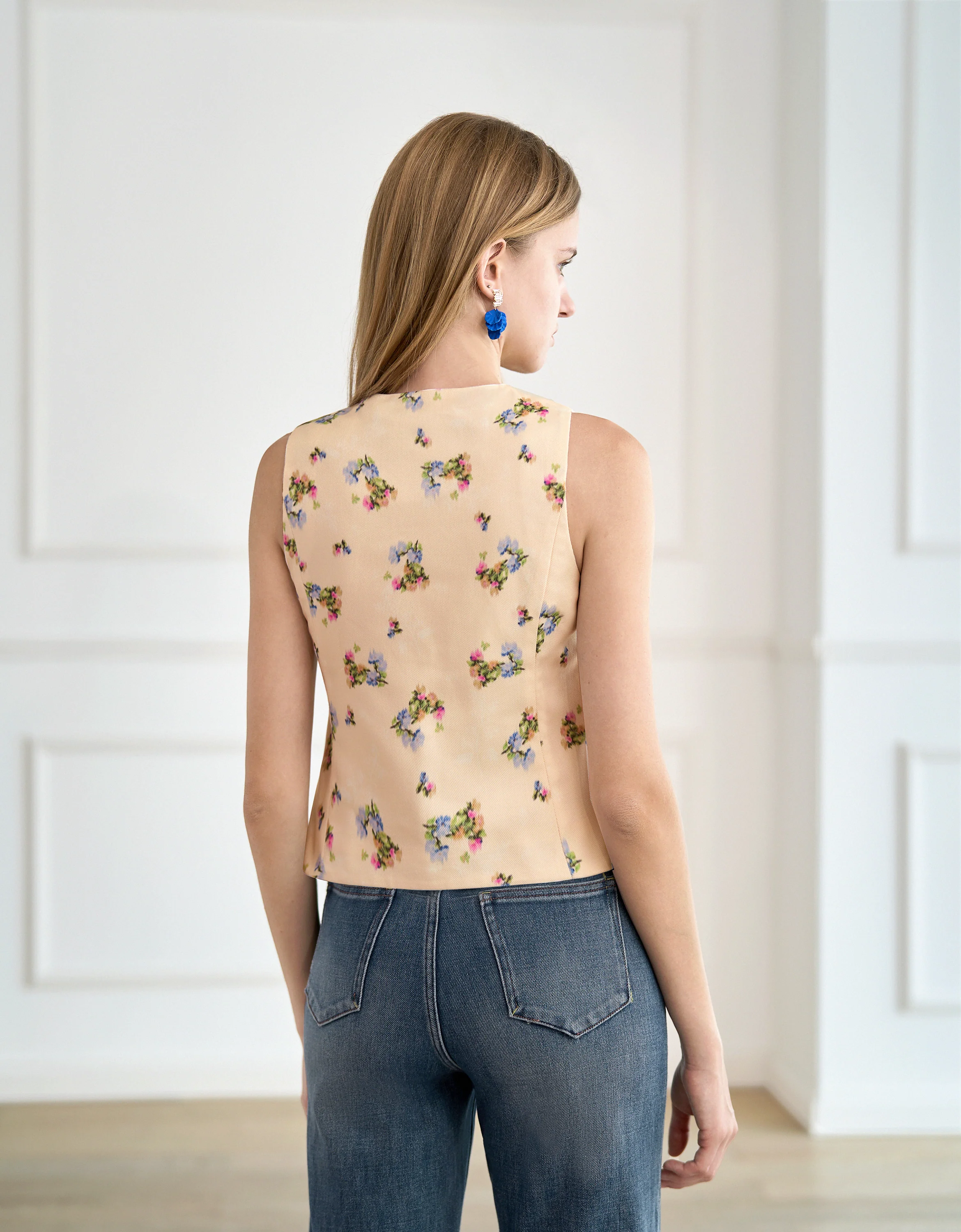 Floral Print Sleeveless Vest - Image 3