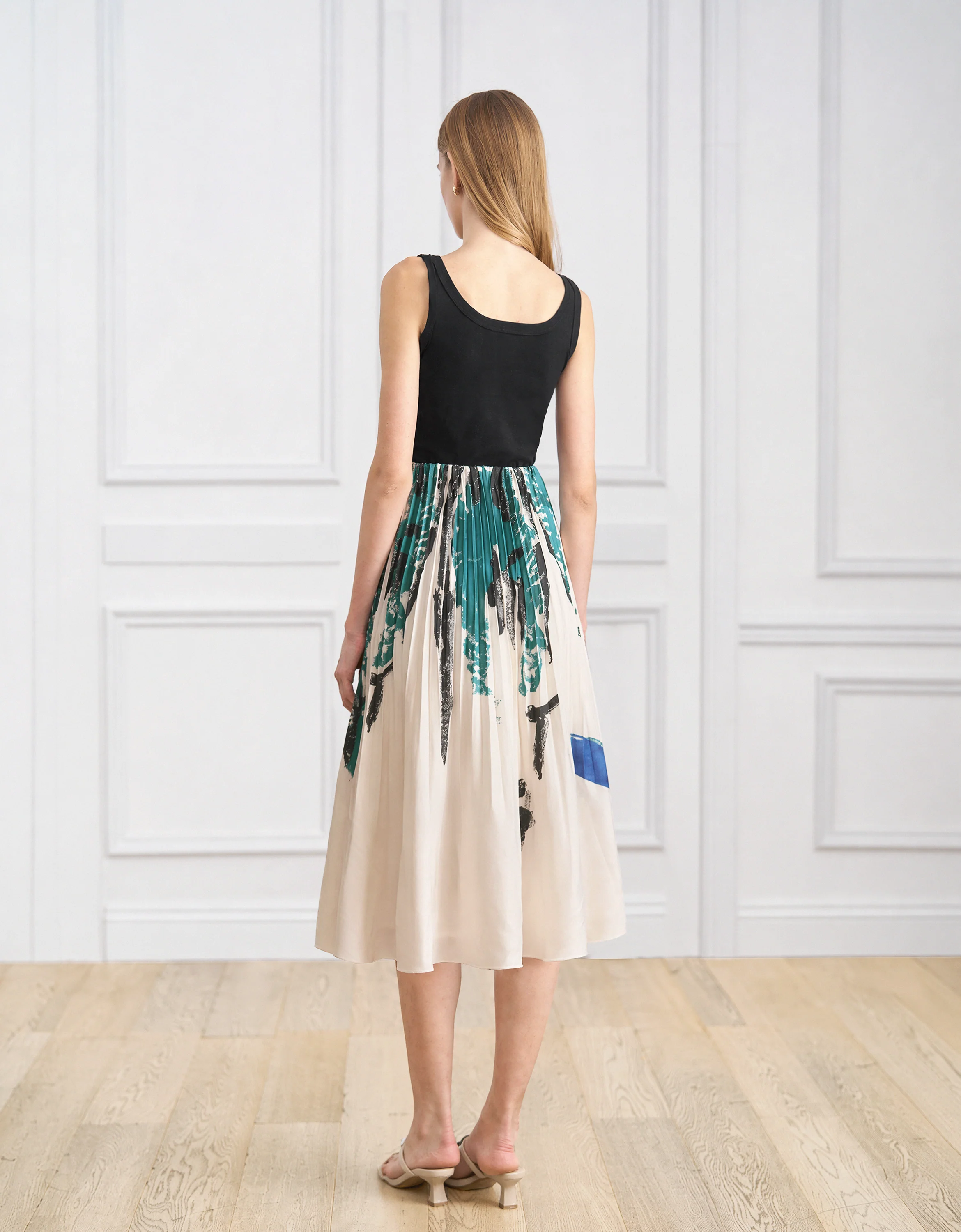 Ink Art Print Pleated Midi Skirt - Image 4
