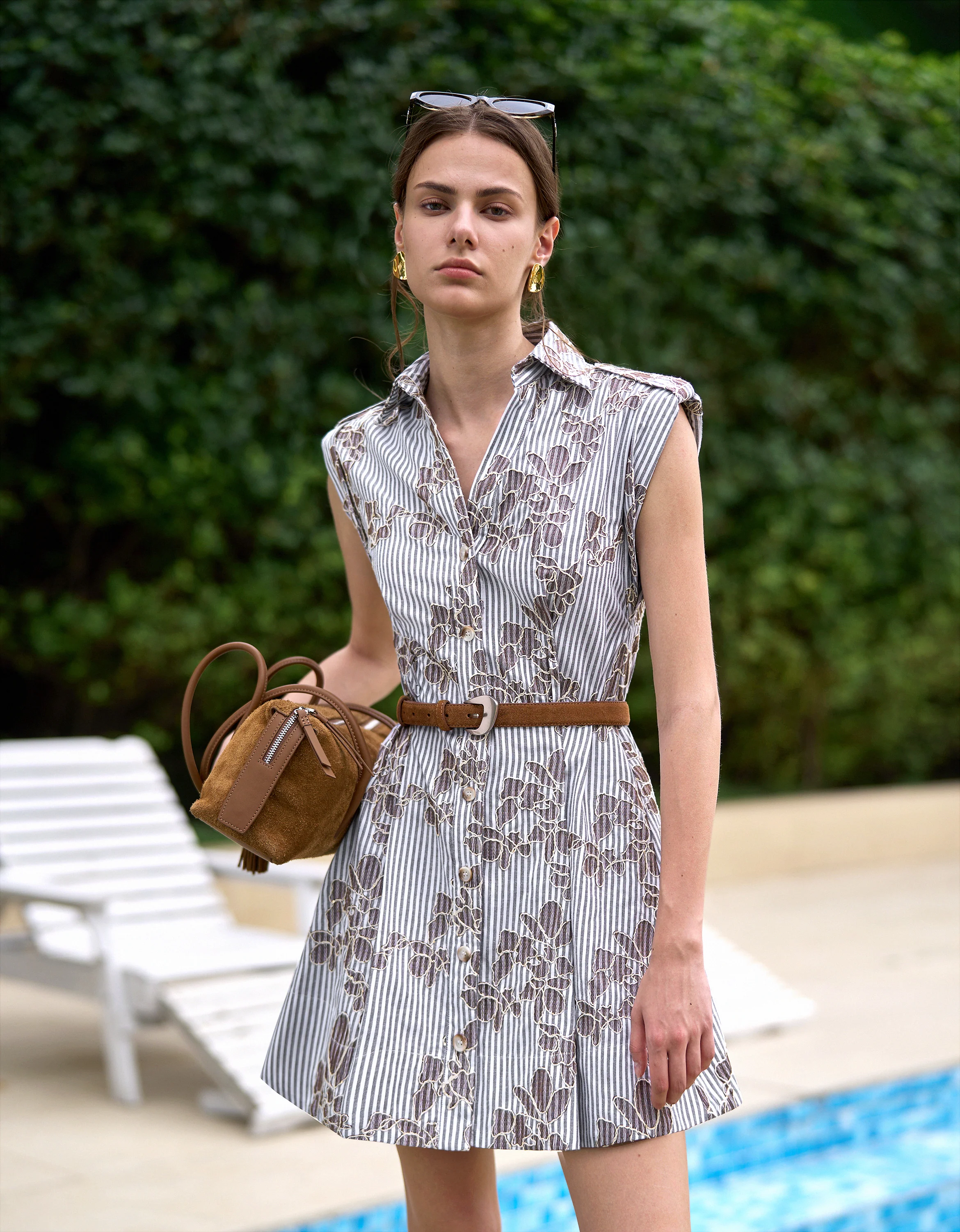 Irregular Buckle Suede Leather Belt - Image 4