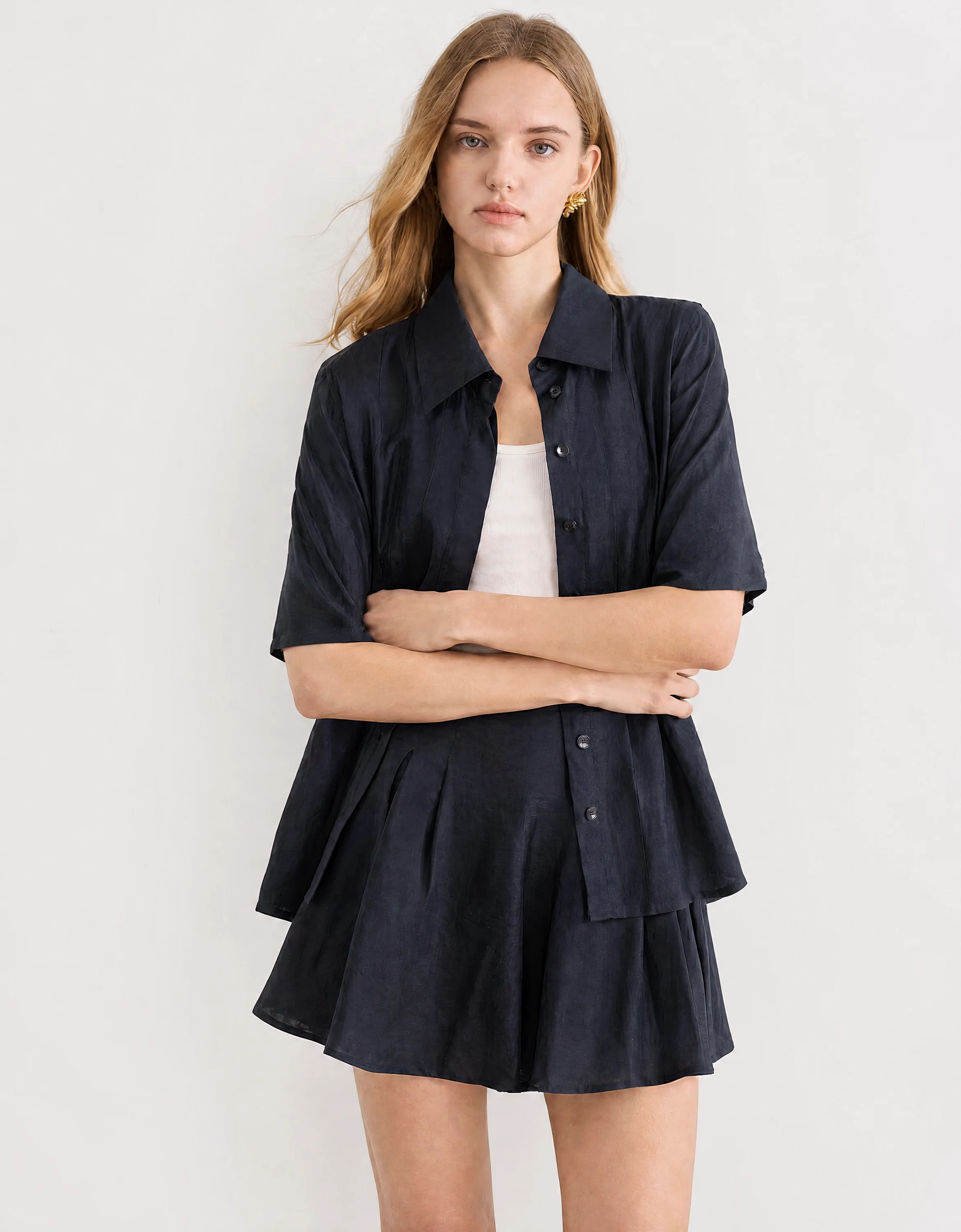 Linen Pleated Shorts