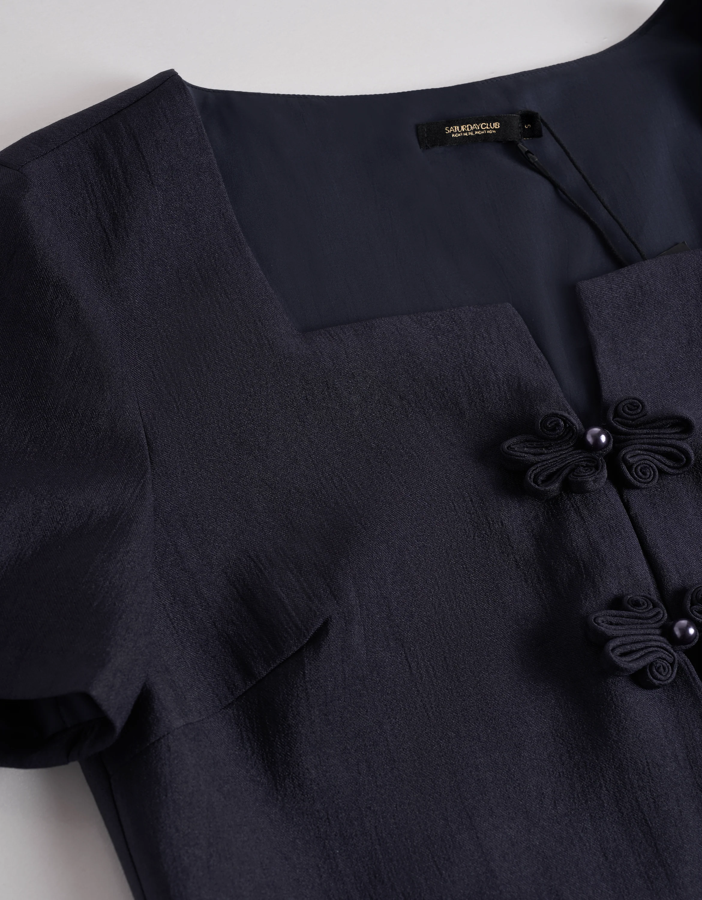 Mandarin Knot Button Short Sleeve Cropped Top - Image 6