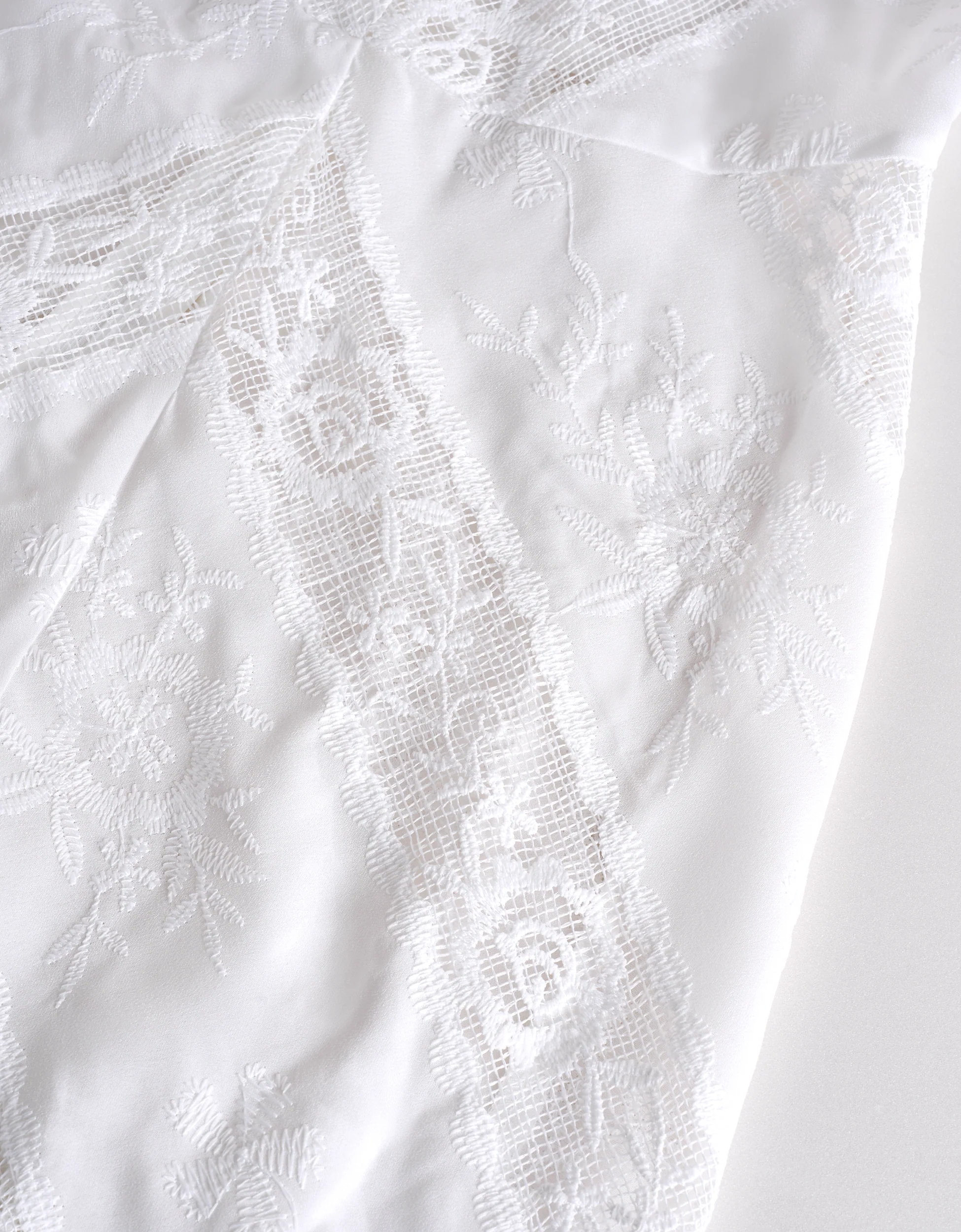 Openwork Embroidery V-neck Sleeveless Dress - Image 6