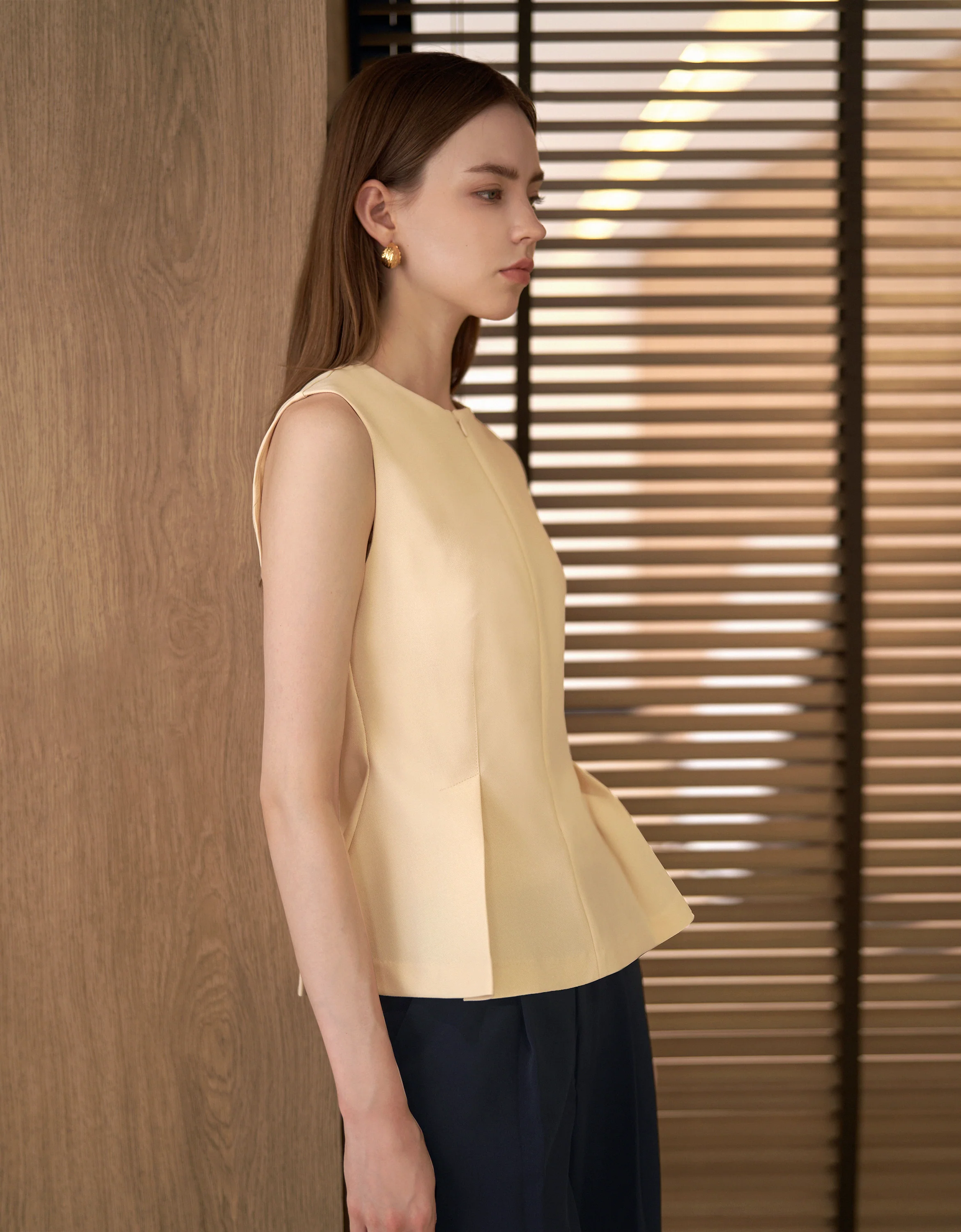 Pleated Hem Sleeveless Top - Image 40