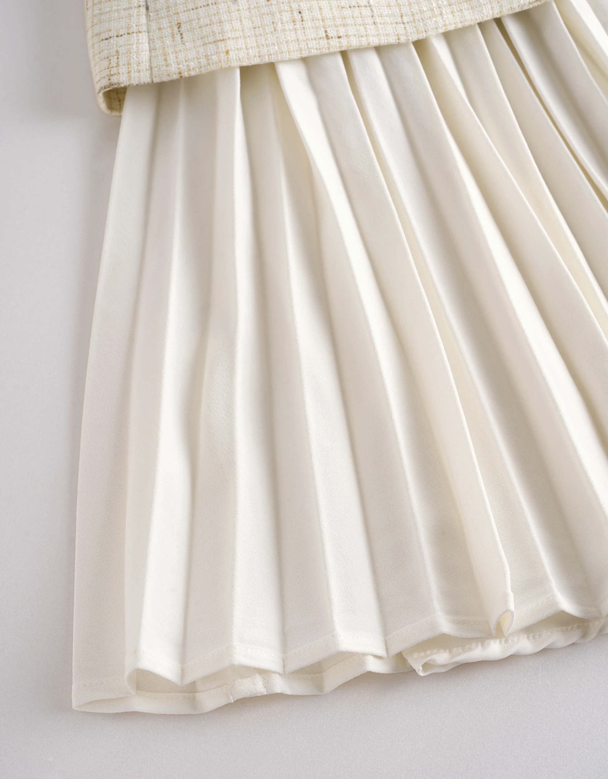 Pleated Skirt Sleeveless Plaid Vest Dress - Image 6