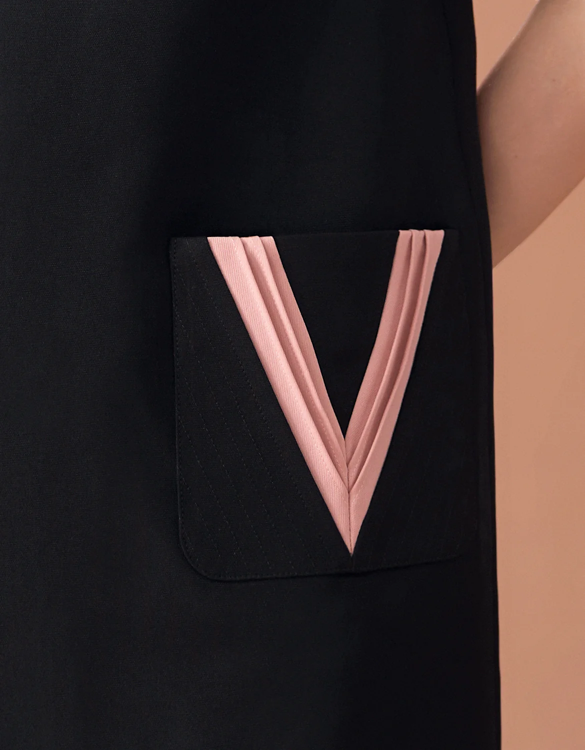 Pocket Detail Short Sleeve Shift Dress - Image 7