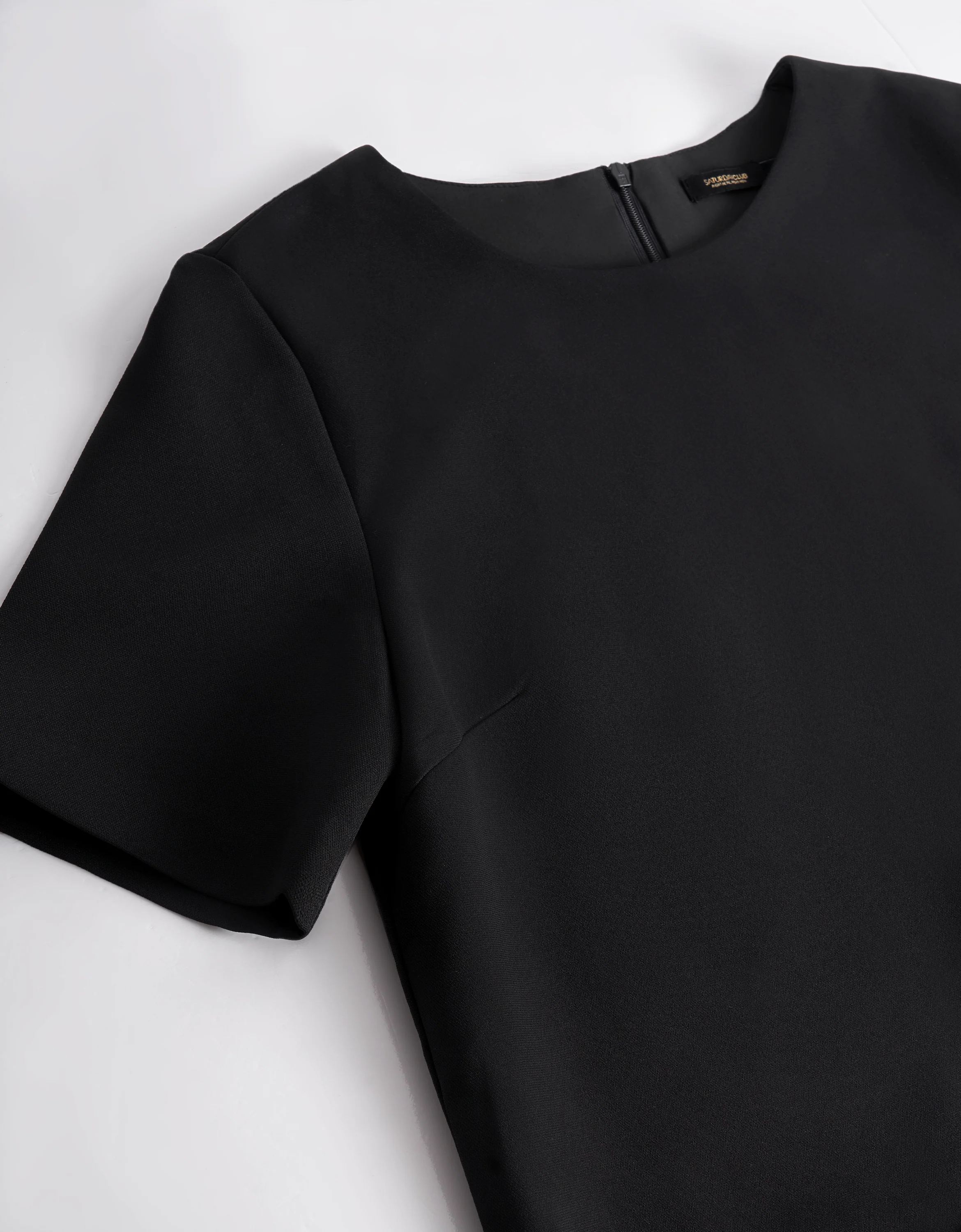 Pocket Detail Short Sleeve Shift Dress - Image 8