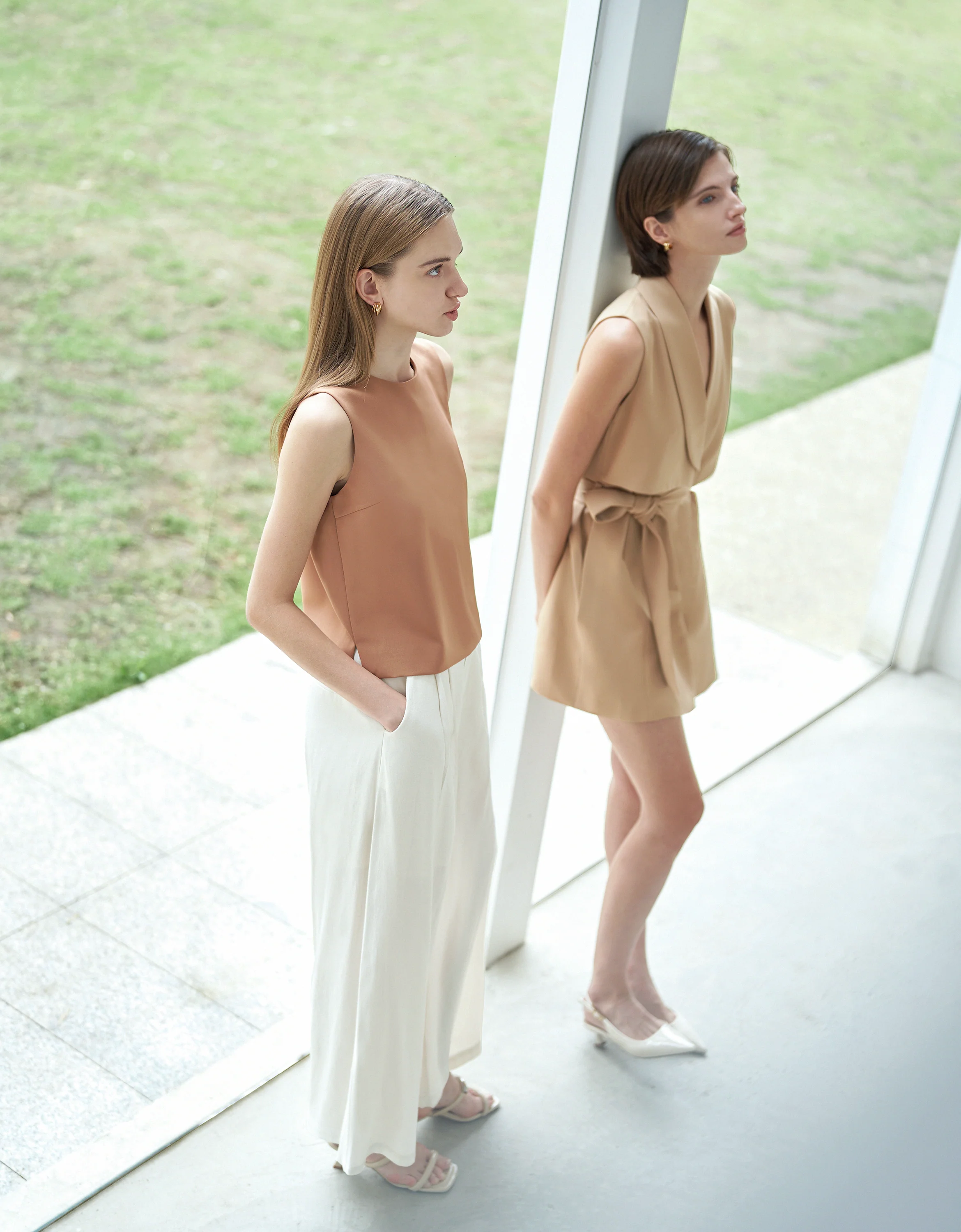 Round Neck Sleeveless Top - Image 67