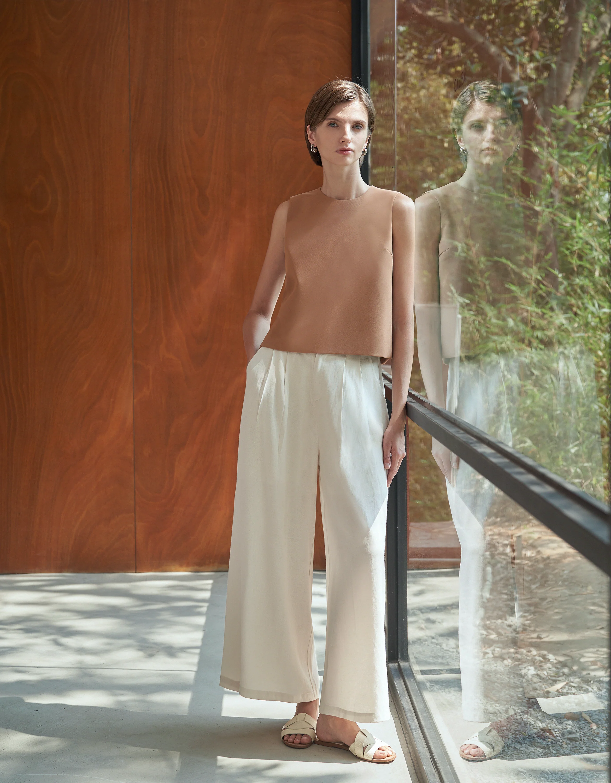 Round Neck Sleeveless Top - Image 68
