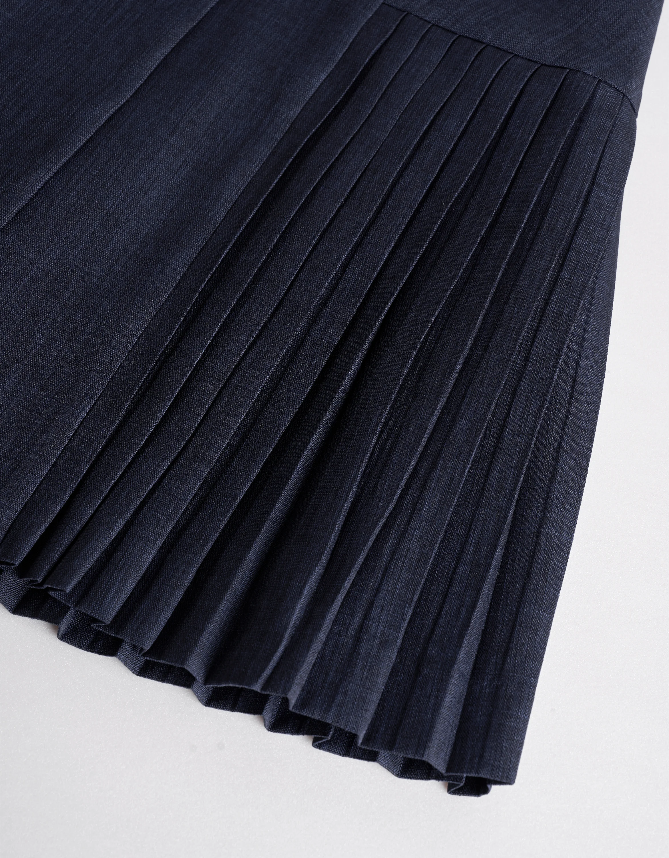 Ruched Sleeves Pleated Suit Dress - Image 10