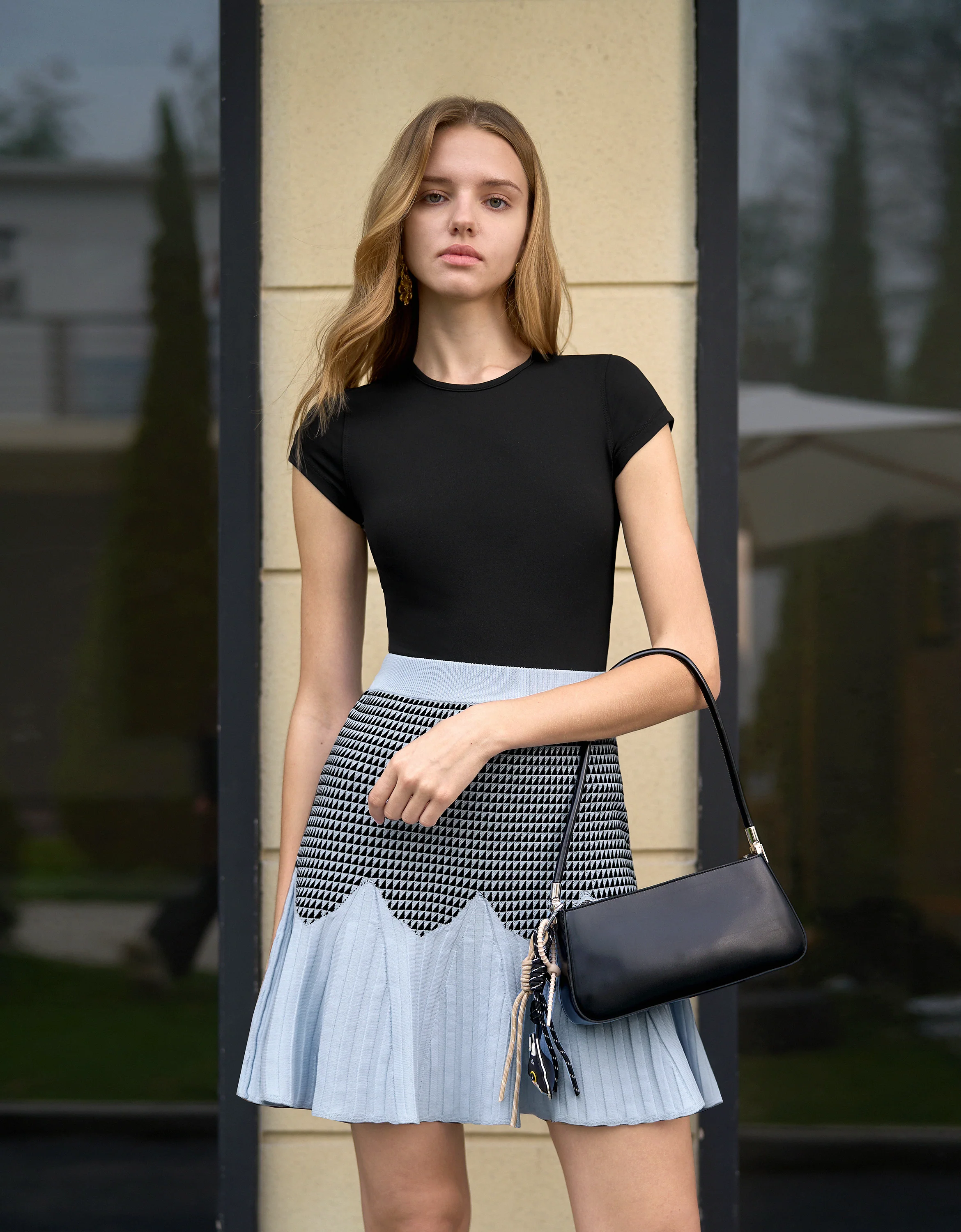 Short Sleeve Knit Top - Image 4