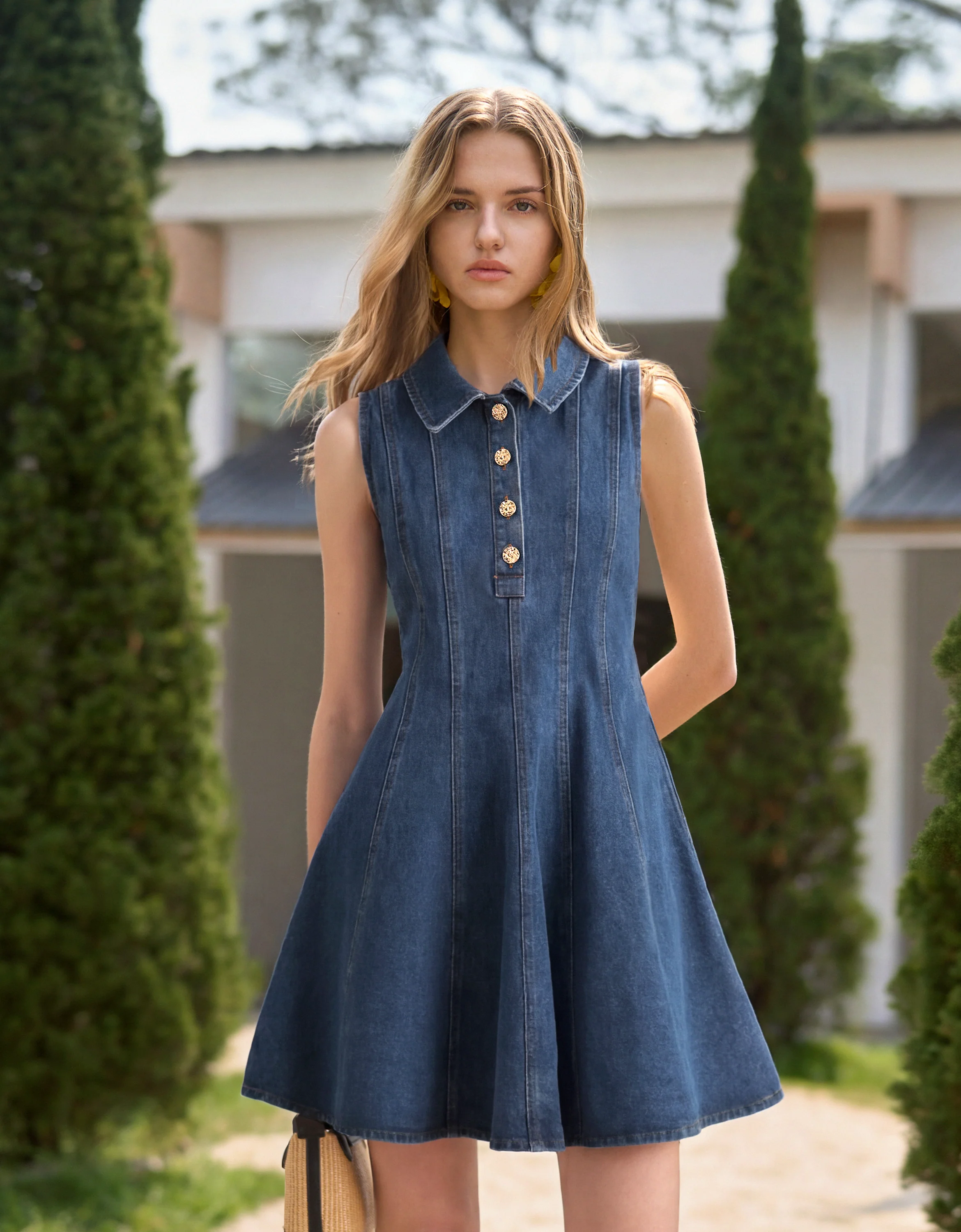 Sleeveless Collared Denim Dress - Image 2