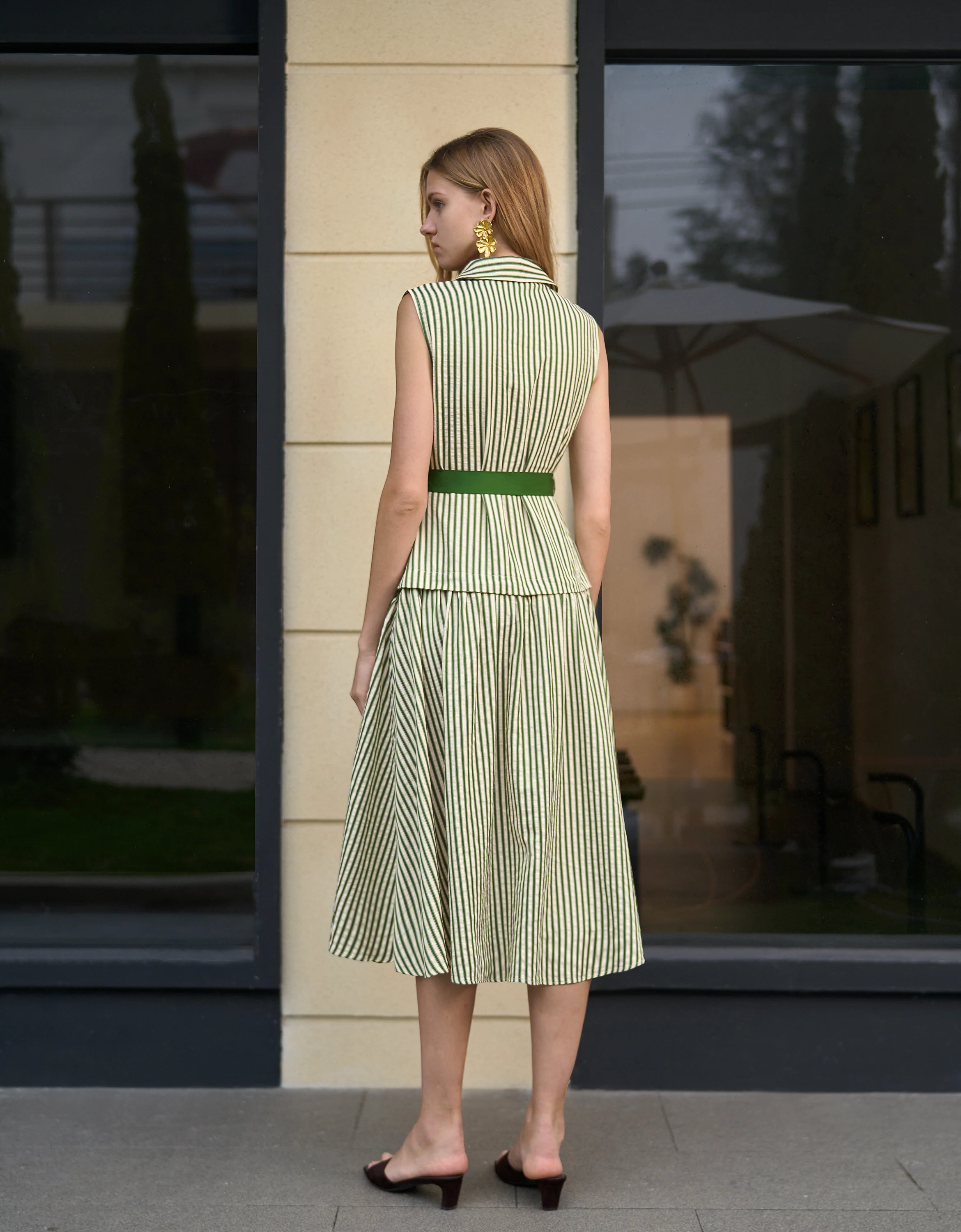 Sleeveless Layered Striped Midi Dress - Image 4