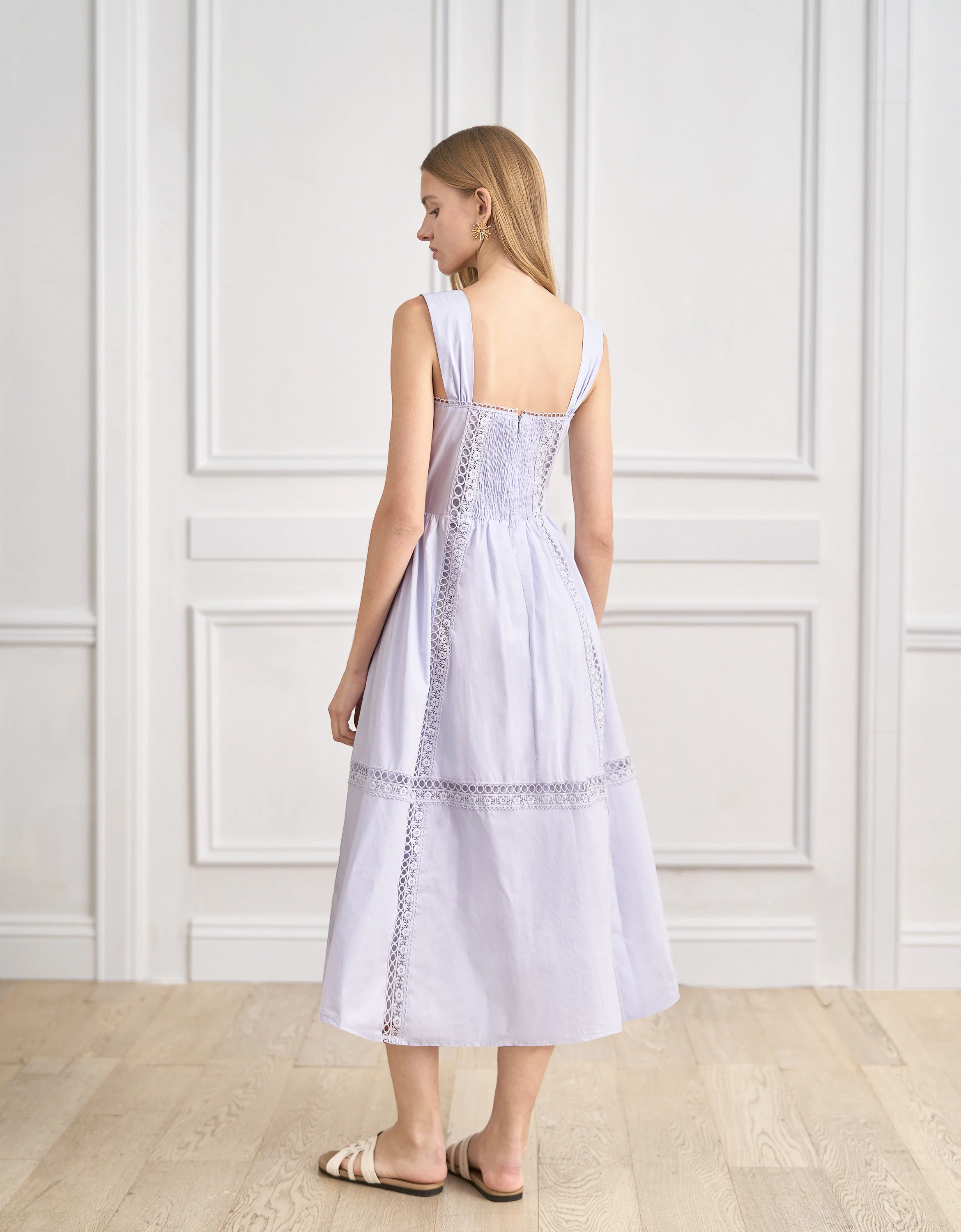 Sweetheart Neckline Lace Trimmed Midi Dress - Image 5