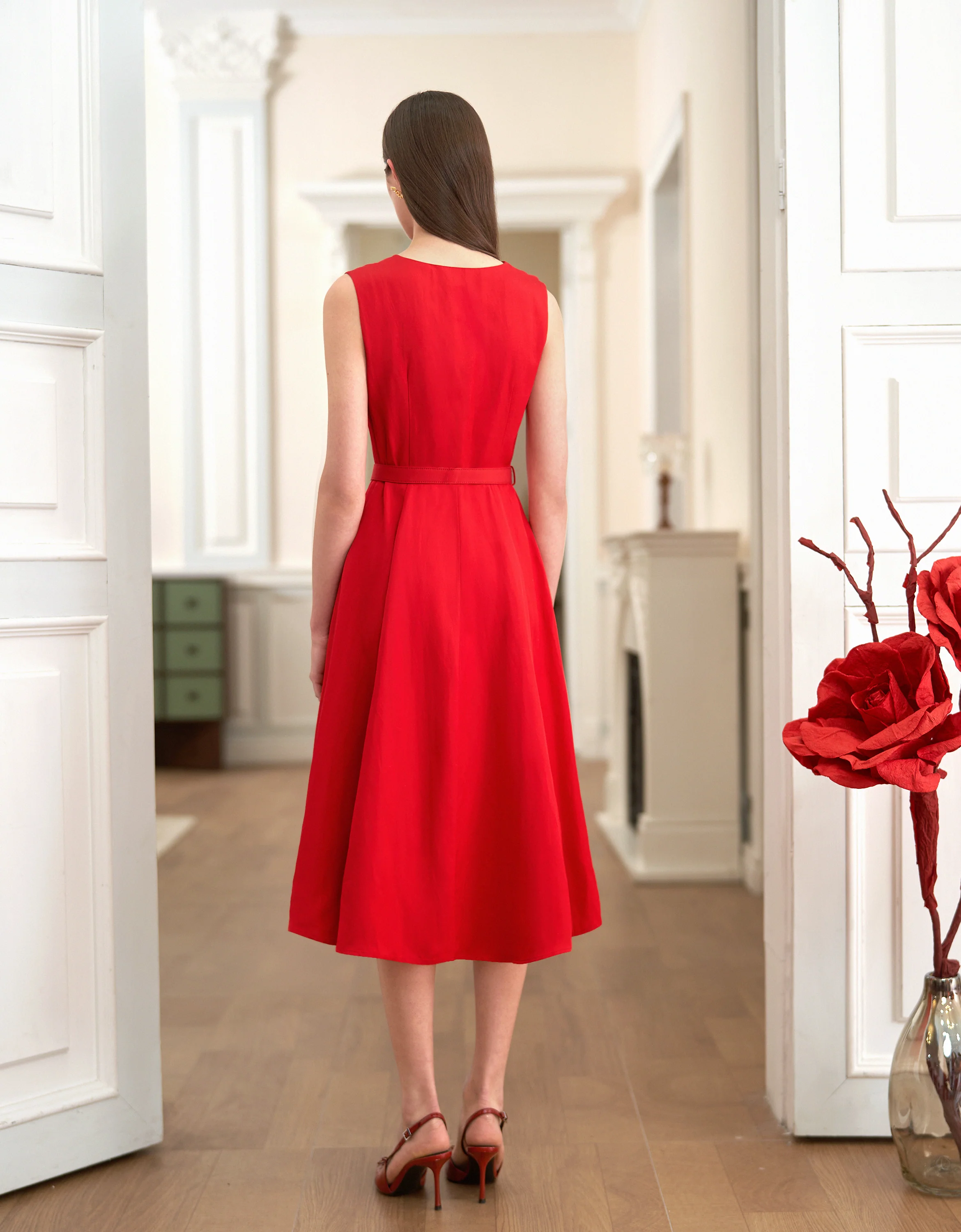 Tencel-Linen-Viscose Blend V-neck Sleeveless Midi Dress - Image 3