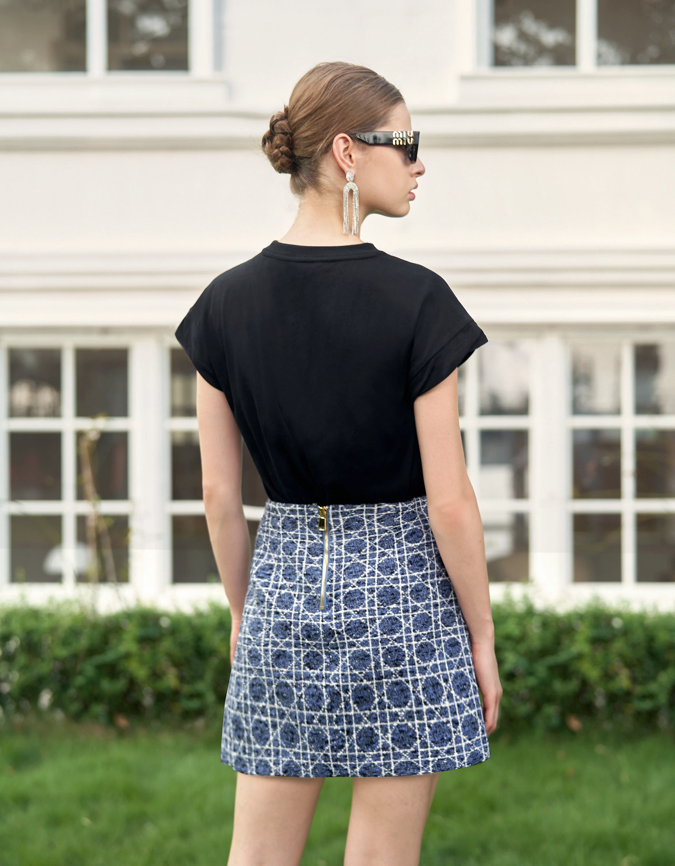 Textured Checkered Short Skirt - Image 6