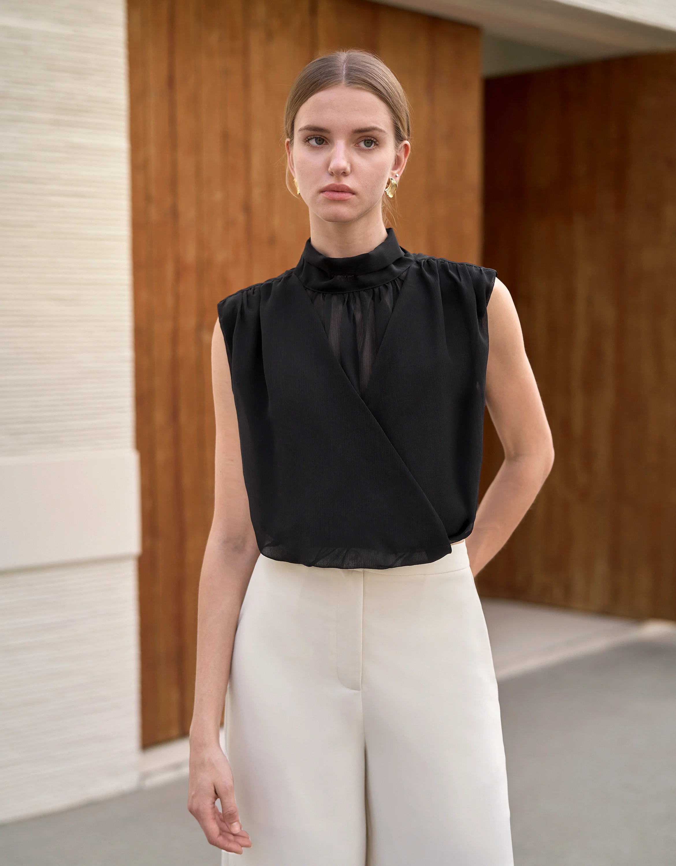 Tie Back Sleeveless Crossover Top