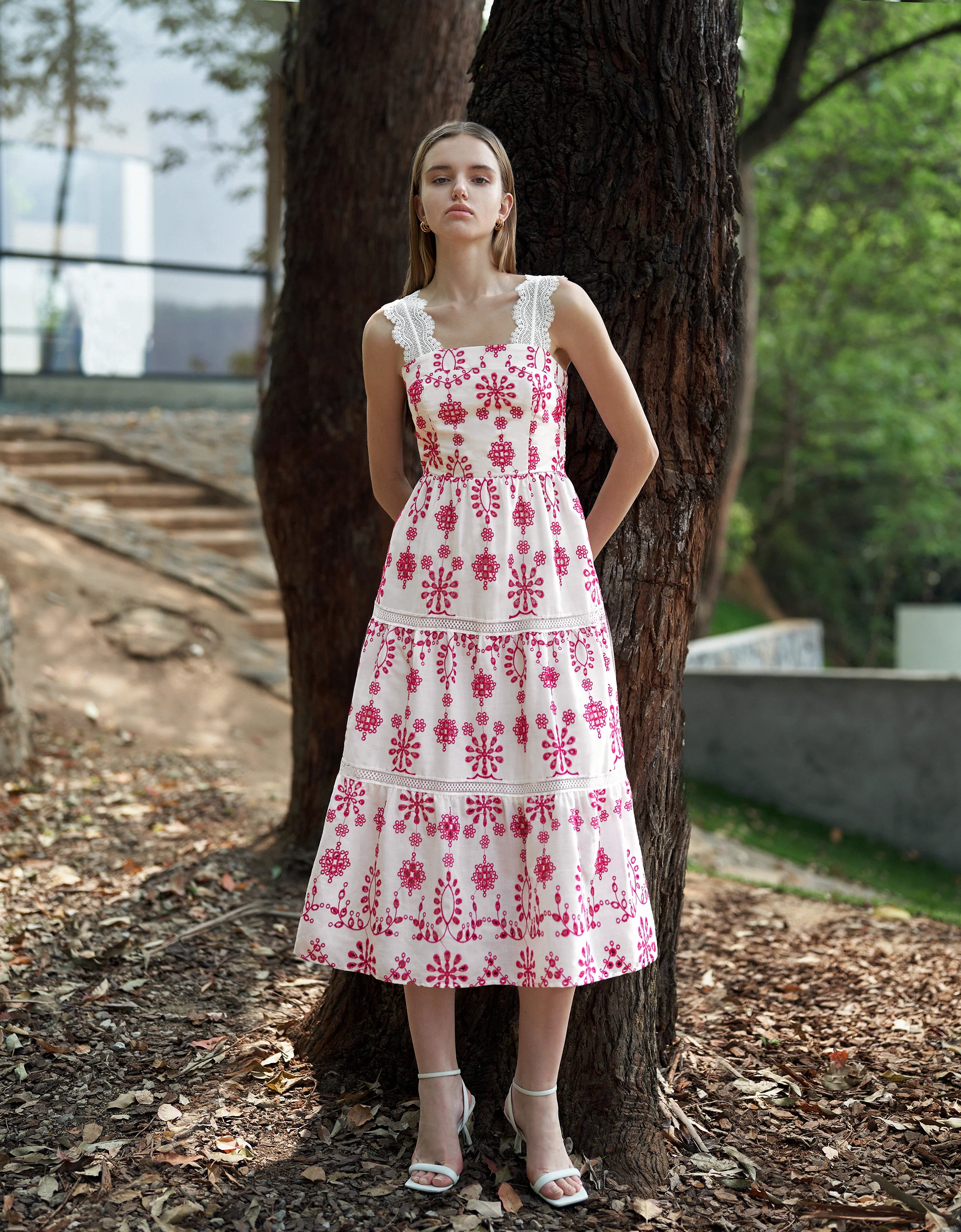 Two-tone Embroidered Midi Strap Dress - Image 7