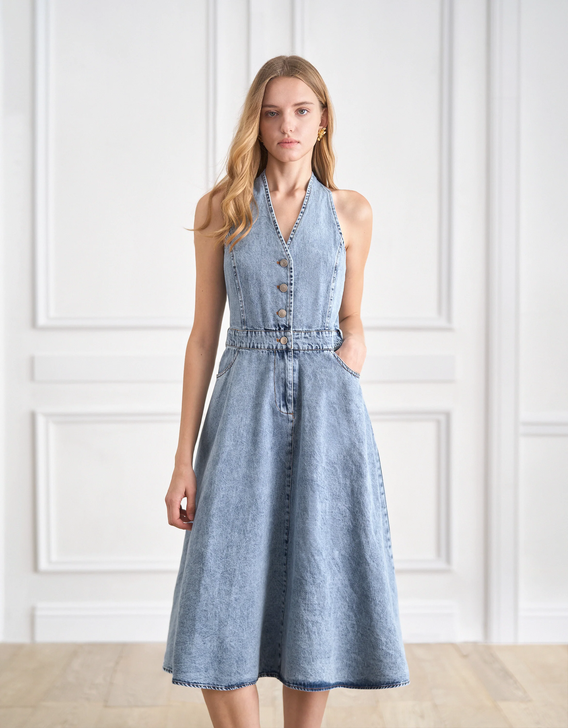 V-neck A-line Sleeveless Denim Dress - Image 3